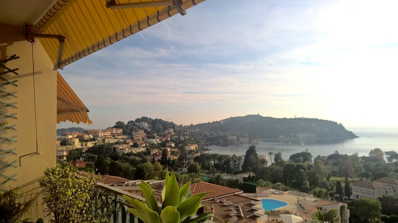 Vintage Flat Overlooking Villefranche Bay Apartment Exterior photo
