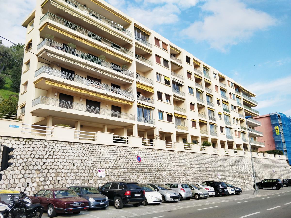 Vintage Flat Overlooking Villefranche Bay Apartment Exterior photo